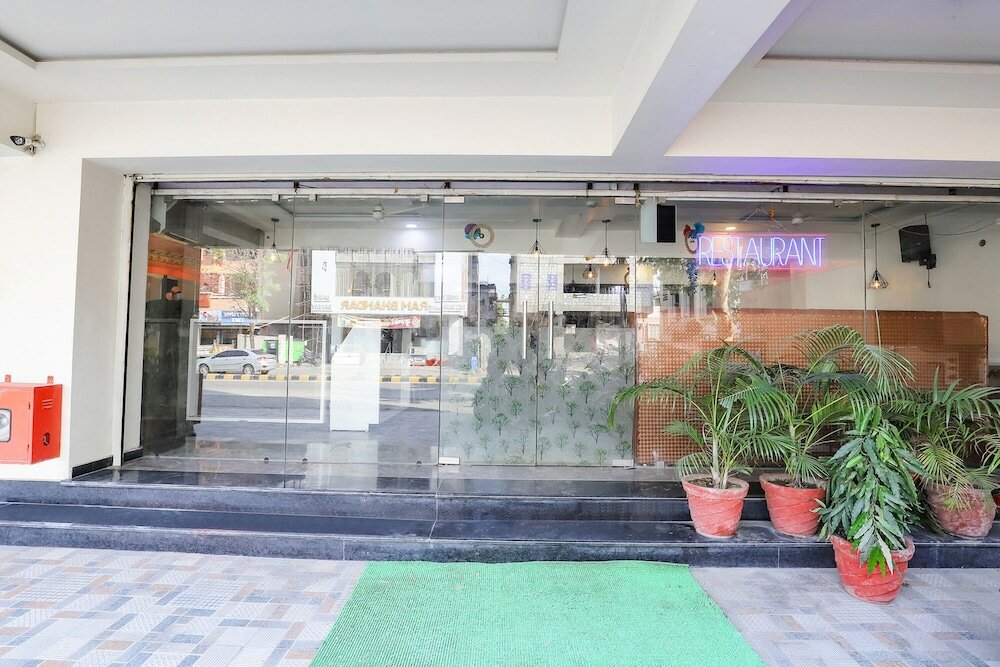 Фото Fabhotel Prime Ashoka Imperial