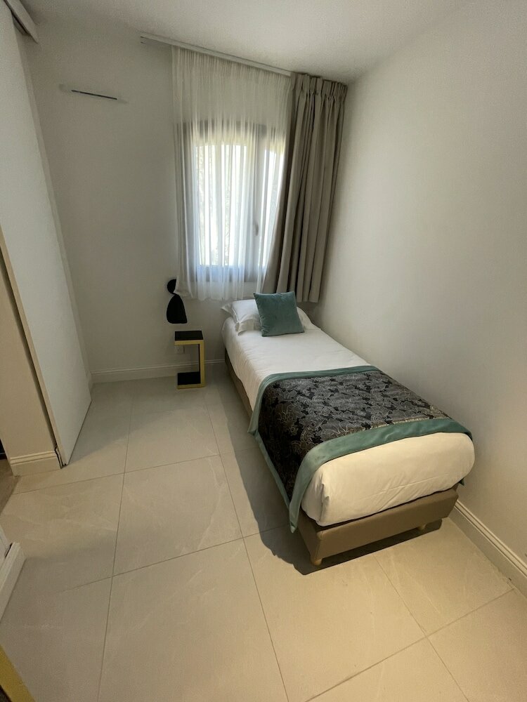 Фото Confidentiel hôtel