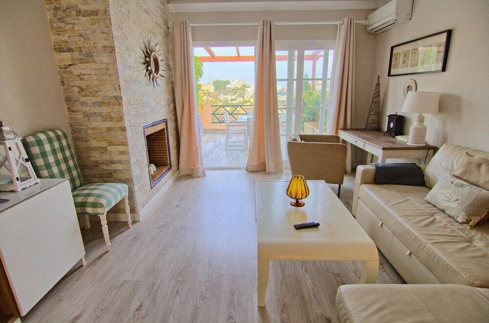 Фото Oasis de Riviera Apartment