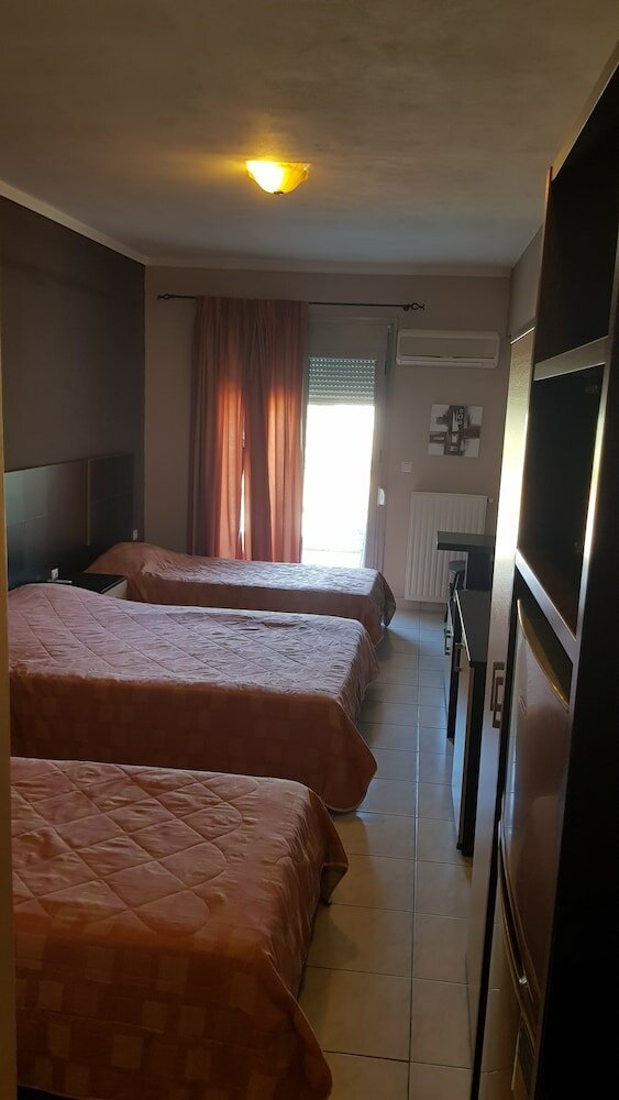 Фото Sozos Inn Hotel