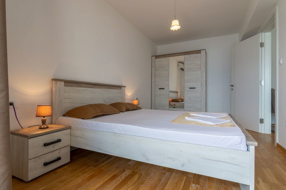 Фото Stay In Budva 1