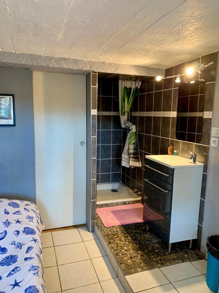 Фото Aux Deux Lots