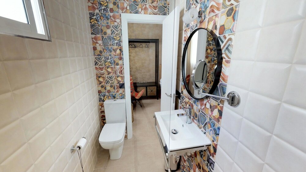 Фото Hostal Boutique La Española by Bossh Hotels