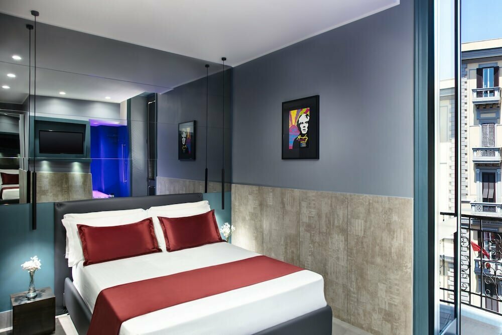 Hotel Enjoy Art, Naples, photo