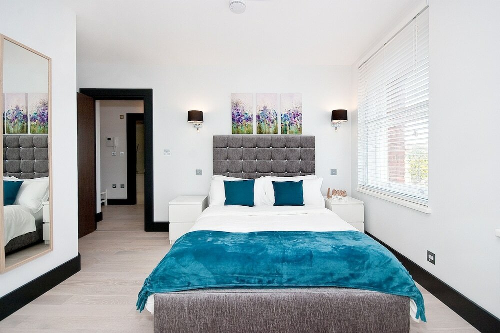 Фото Heinze Building by City Living London