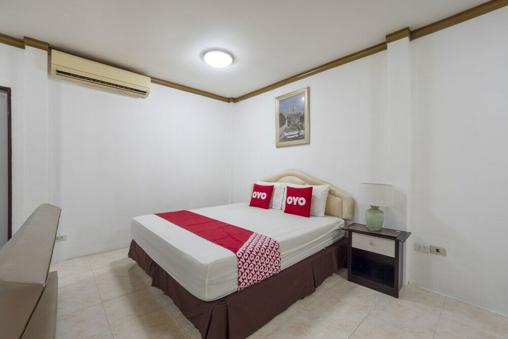 Фото Oyo 1165 Uma Apartment