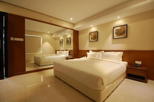 Click Hotel Sapphire Star