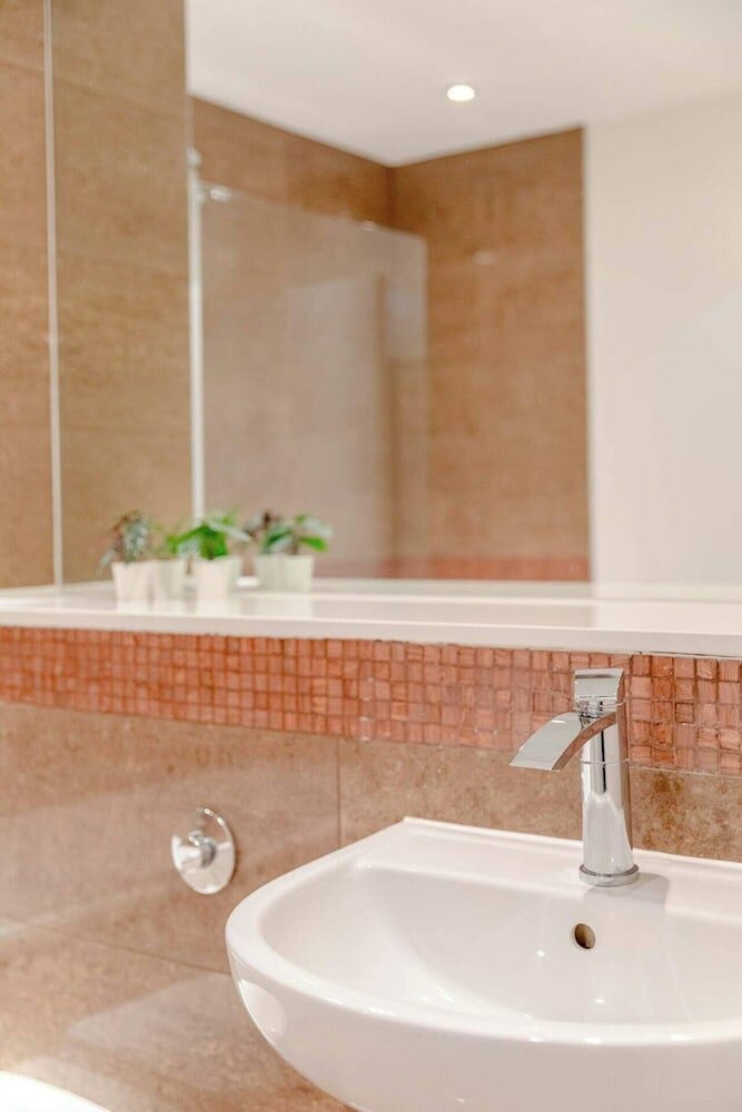 Фото Beautiful & Bright 2bd Flat - Dalston!