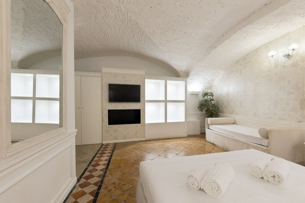 Фото Domus Luxury Suite