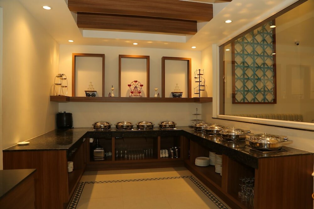 Фото Misty Ocean-A Bergamont Group of Hotels