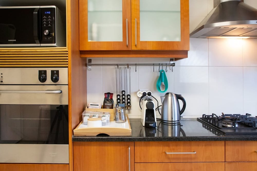 Фото Fig Tree Family House w 4 Bedrooms, Garden & Pool