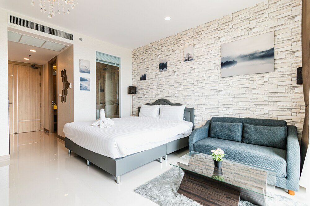 Фото The Riviera Wongamat by Pattaya Holiday