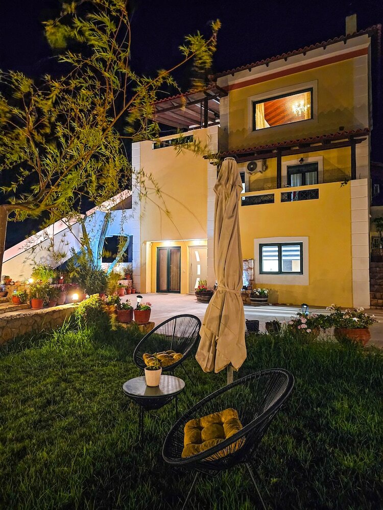 Фото Villa Aitheras - Mountain View & Garden