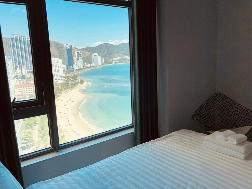 Фото Snail 360° Ocean View Apartment Hotel