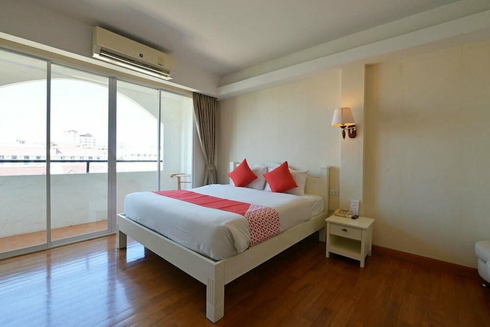 Hotel 12heh Pattaya, Pattaya, photo