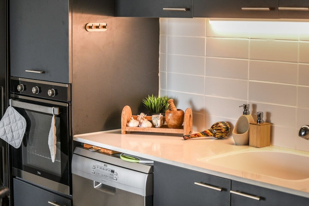 Фото Cozy Nest Apartment with balcony