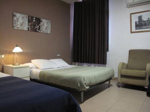 Фото Hostal Lk Barcelona