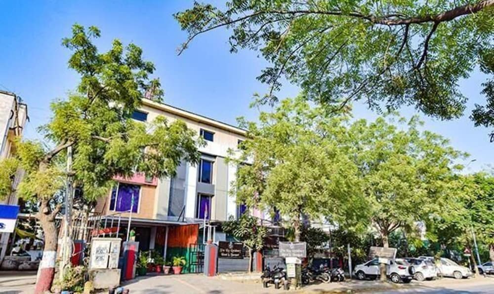 Фото Fabhotel Kia Residency