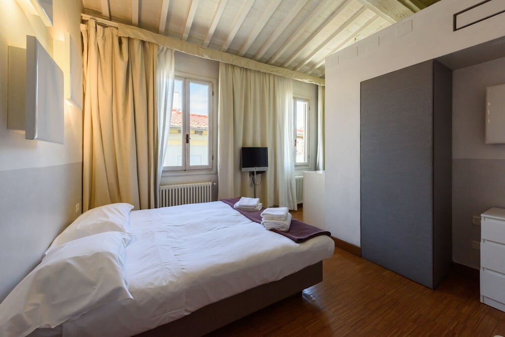 Фото Palazzotto Pitti