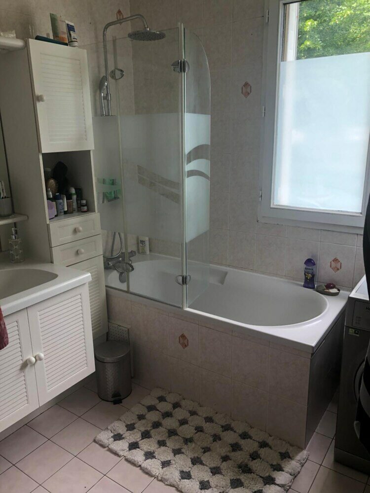 Фото Une chambre dans un appartement, chez l’habitant