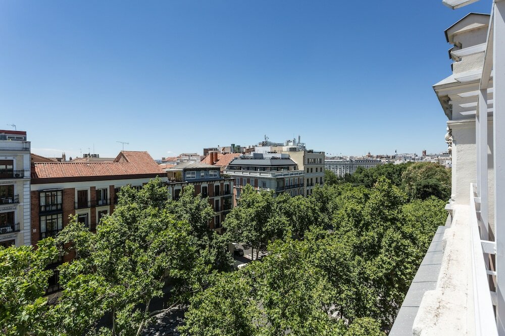 Фото Petit Palace Lealtad Plaza