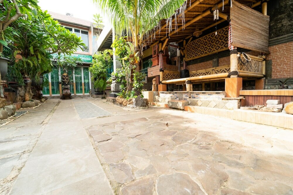 Фото KoolKost near University of Indonesia