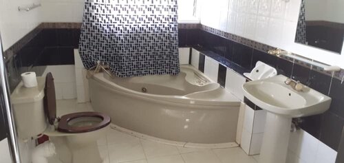Гостиница Sosiani Breeze Resort в Элдорете