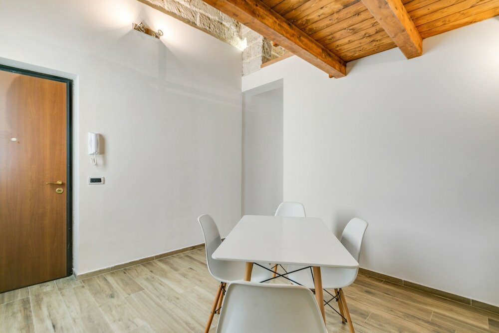 Фото Castello Della Zisa Modern Apartment With Balcony - Adults Only