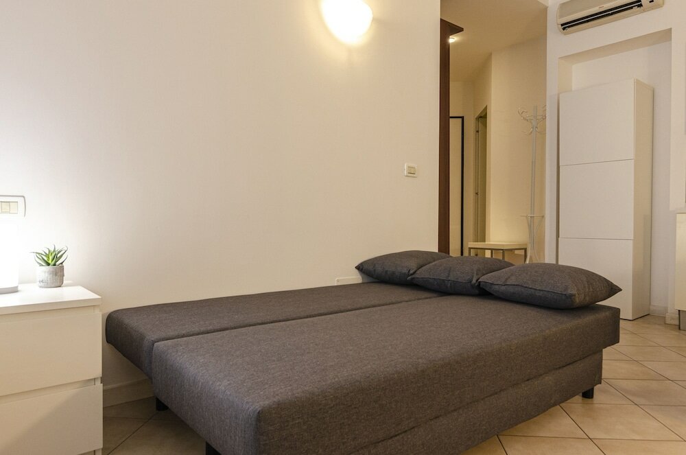 Фото Appartamento A Pochi Passi Da Palazzo Pallavicini