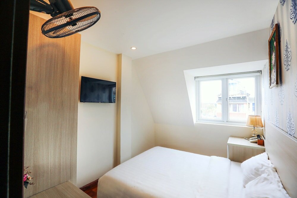 Фото Ttr Vincent Hotel