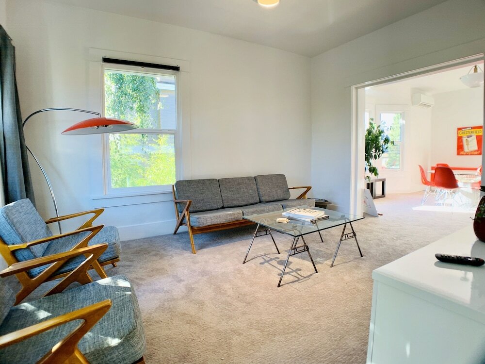 Фото Central Queen Anne Lookout