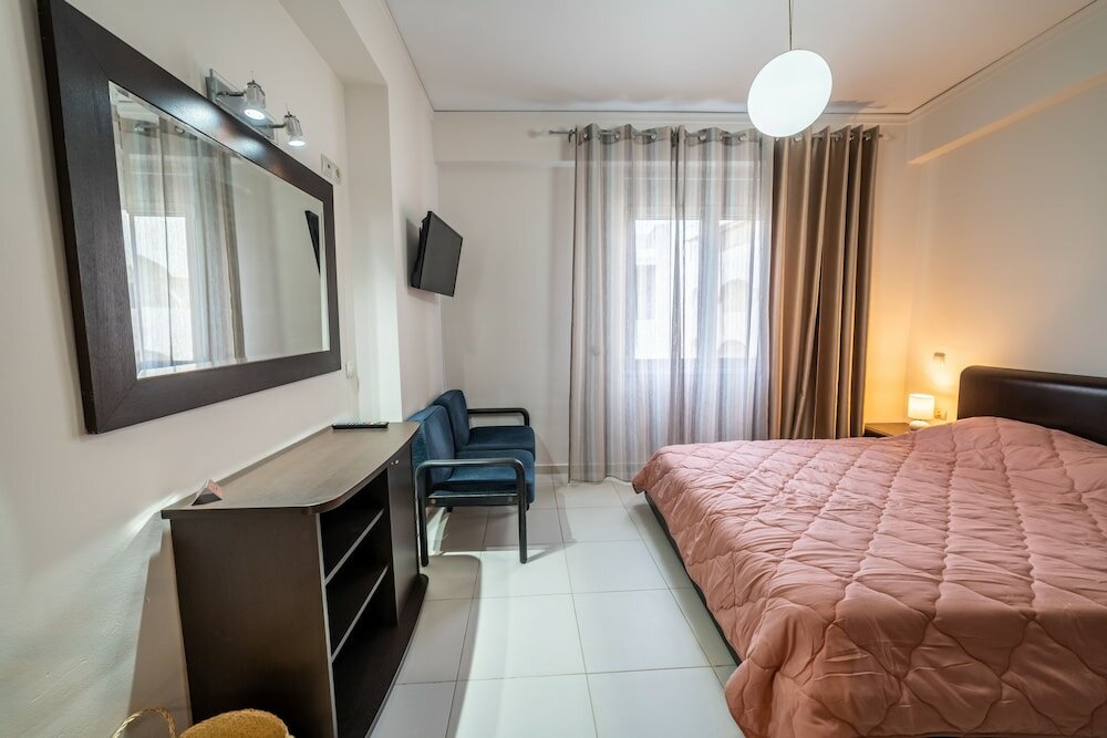 Фото Heronissos Apartment