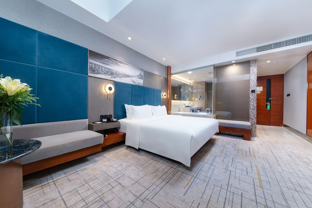 Фото Golden Tulip Wuhan Wangjiawan