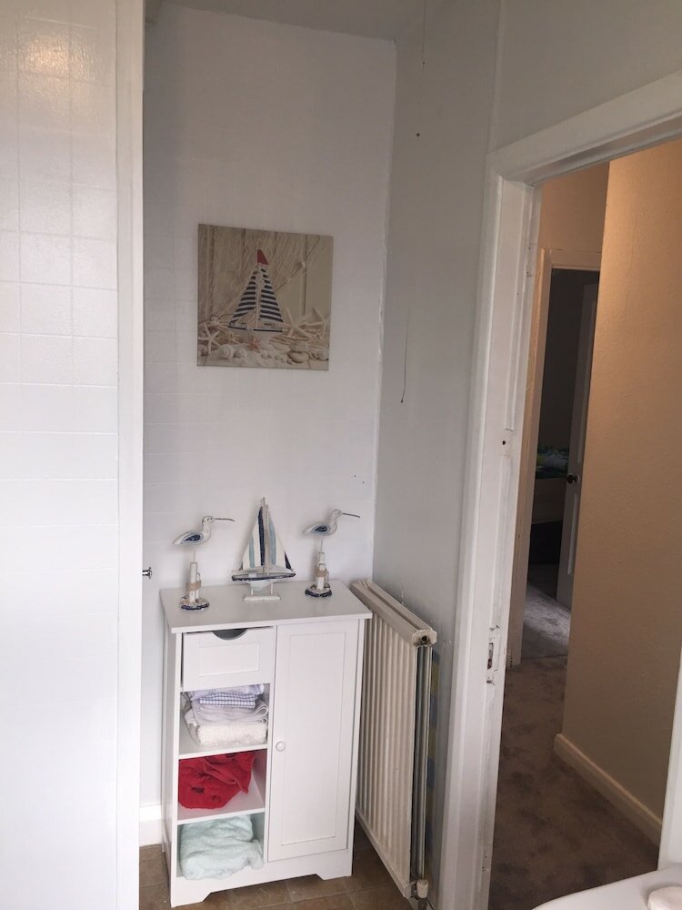 Фото Worcester Town Centre Home & Garden