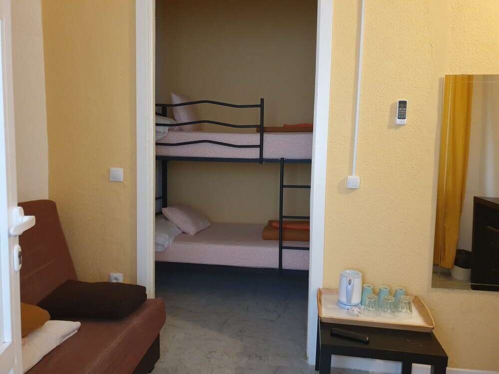 Фото Hostal Plaza Luna