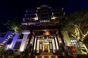 Гостиница My Son Boutique Hotel & Spa