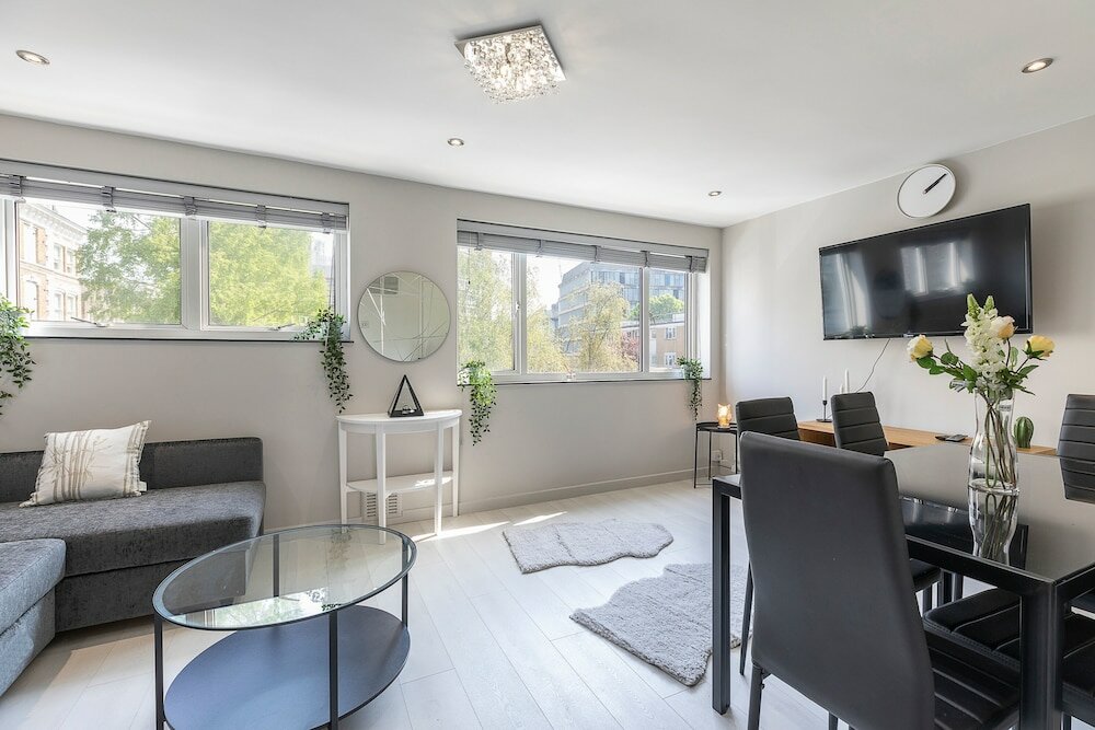 Фото Amazing 3 Bedrooms Flat Near Hyde Park & Oxford St