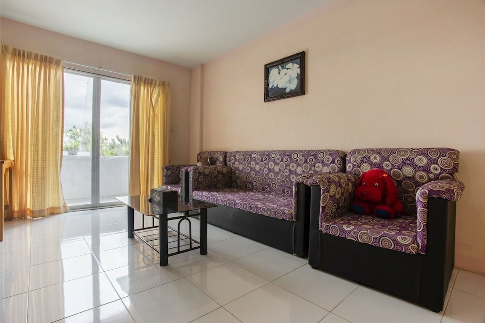 Фото Oyo 75356 Thipsiri Lodge