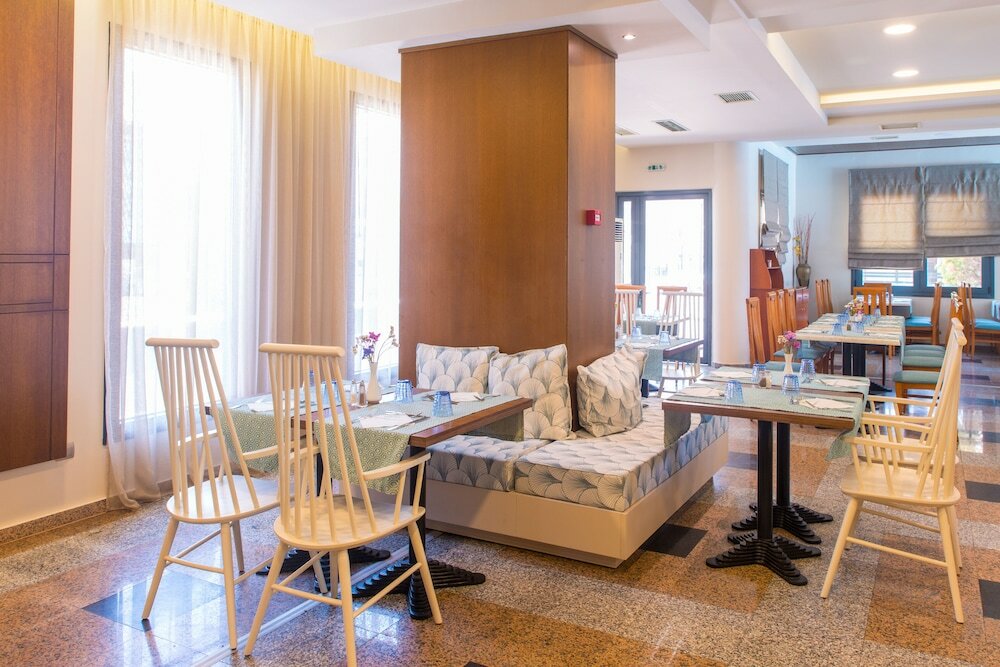 Фото Hotel Mediterranean Resort