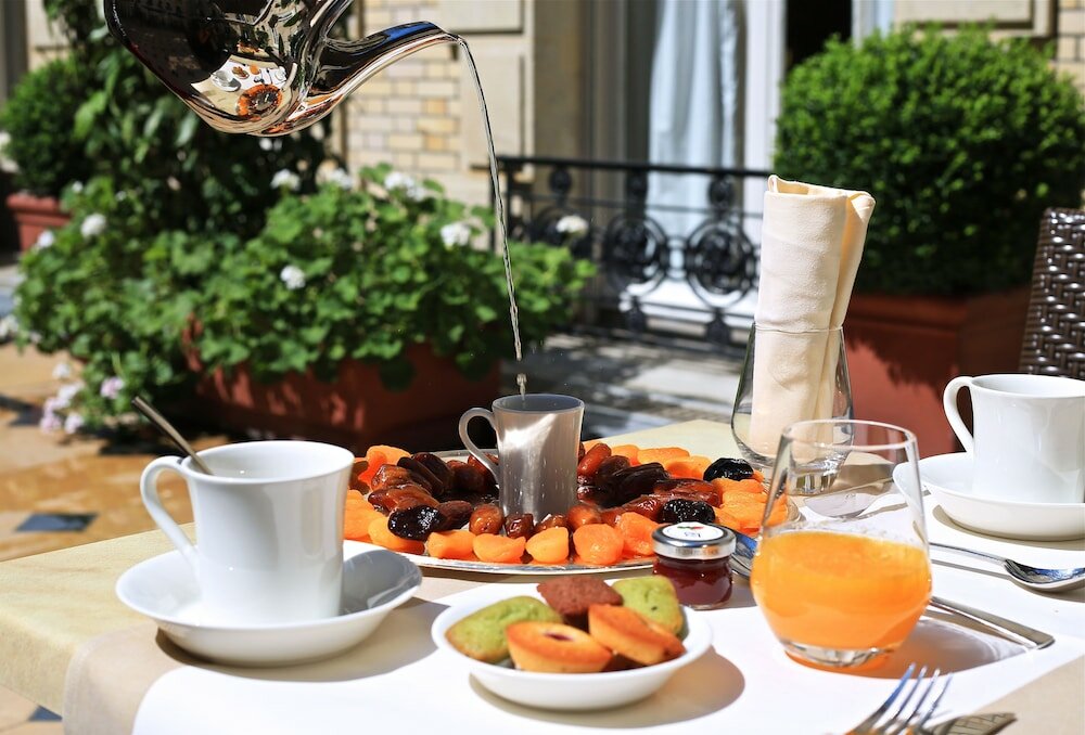 Фото Fraser Suites Le Claridge