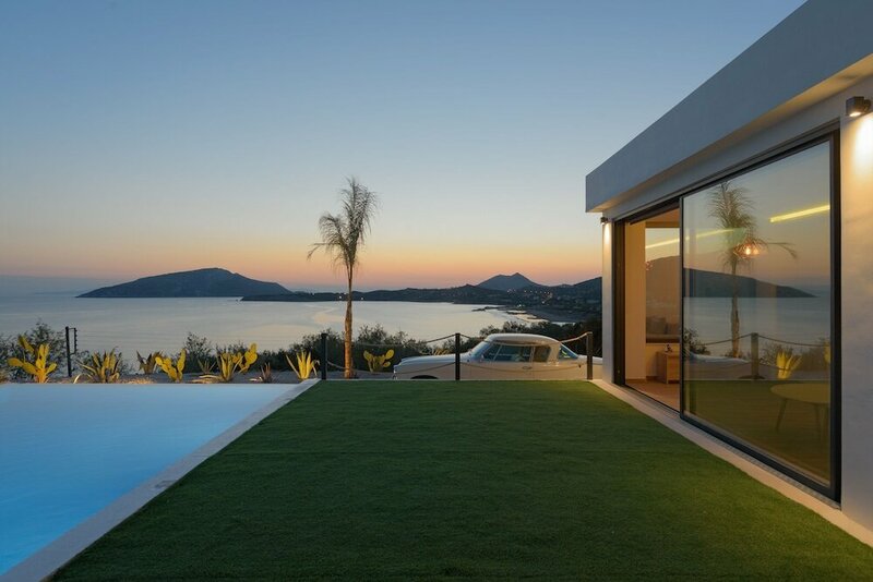 Гостиница Sounio Black Villa