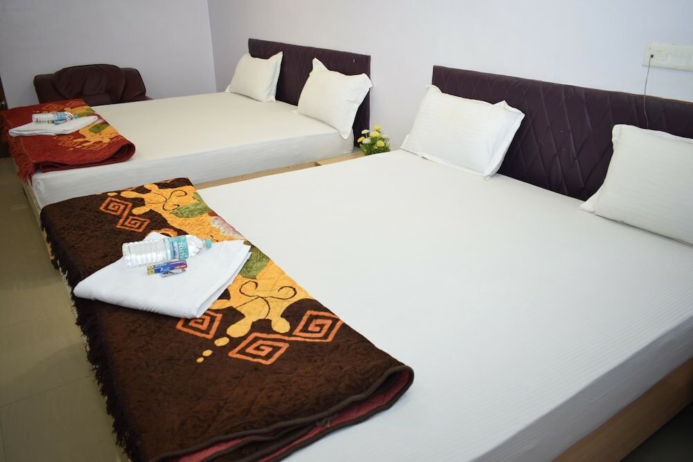 Фото Sri Gokulam Guest House