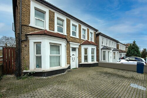 West Ealing Svd Apt. - 2 Bedroom 2 Bath