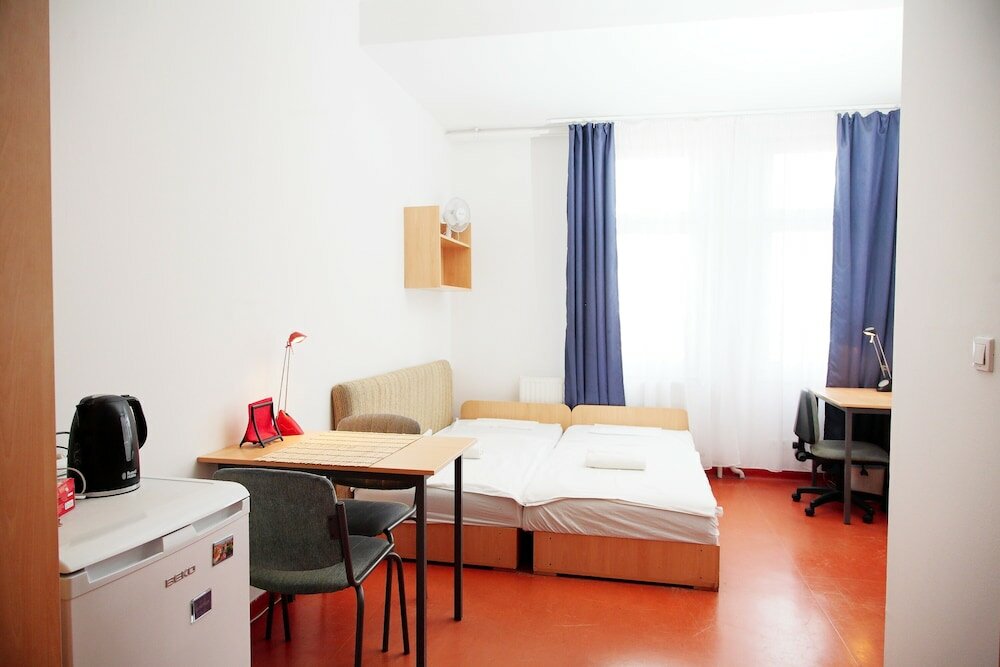 Фото Pop Up Hostels - Downtown