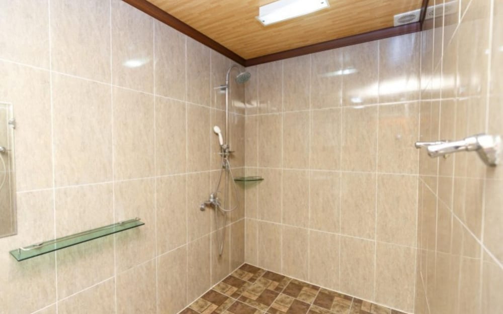 Фото Yangyang Seorak Badanamuro Pension