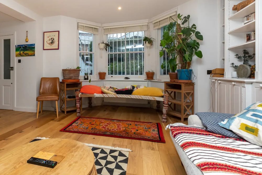 Фото Snug 2bd Flat in Ladbroke Grove