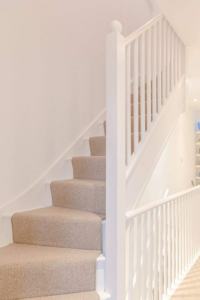 Фото Stunning 2 Bedroom Flat With a Garden in Barnes