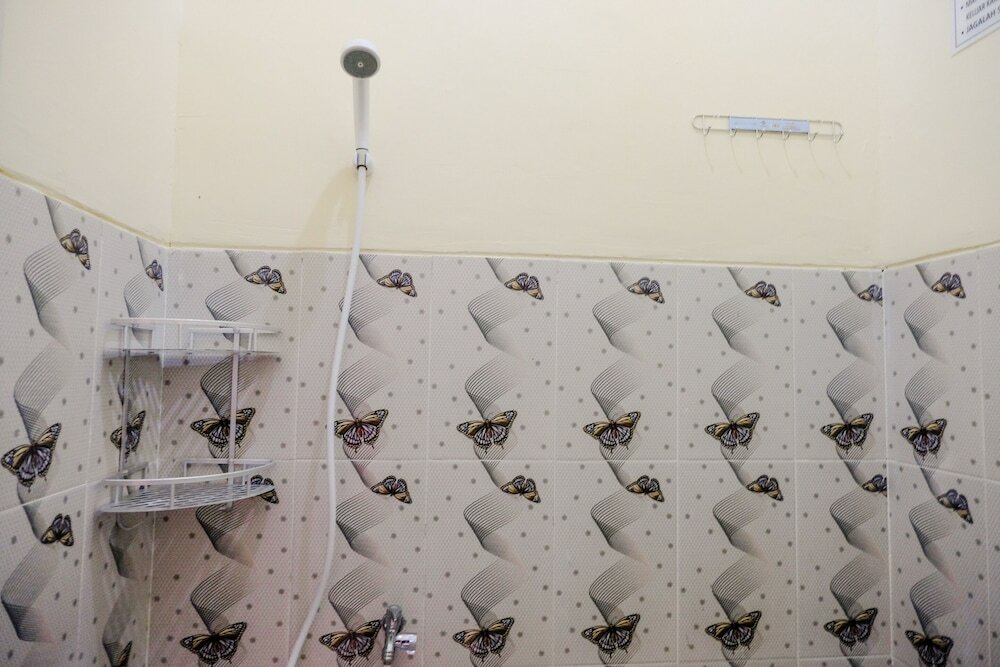 Фото Spot On 1878 Griya Bunda Family