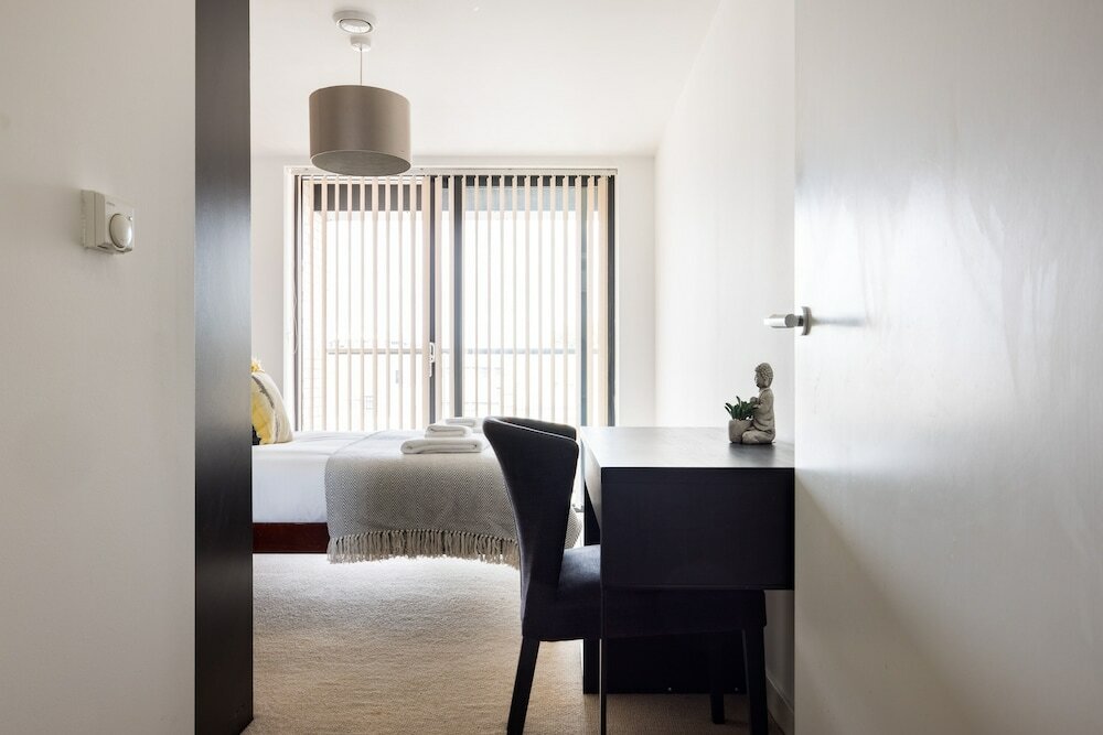 Фото The Liverpool Street Apartments