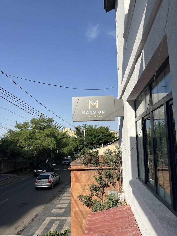 Фото Mansion Hotel Yerevan